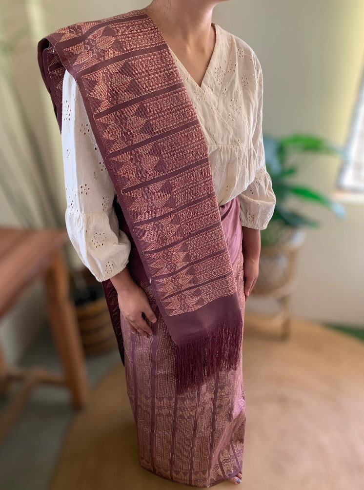 HANDLOOM MEKHALA