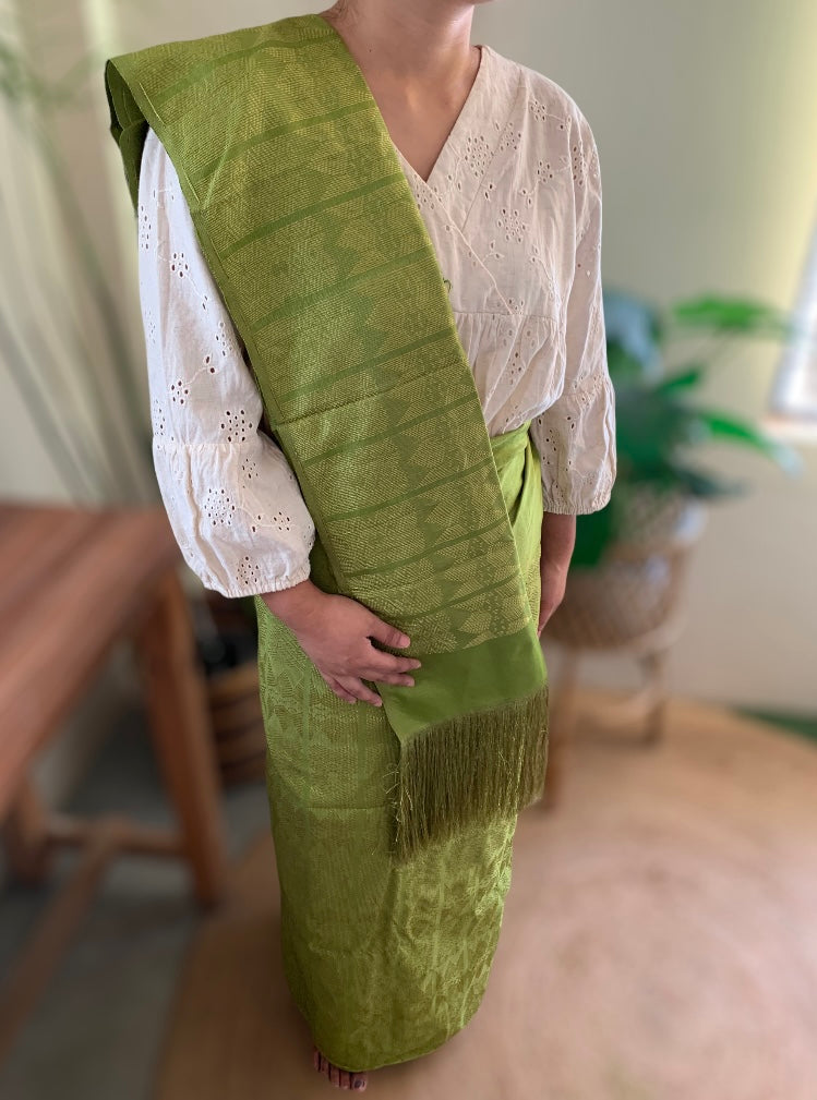 HANDLOOM MEKHALA