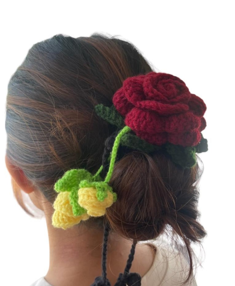 FLOWER HAIR BUN