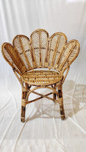 Load image into Gallery viewer, Cane Flower chair and table set
