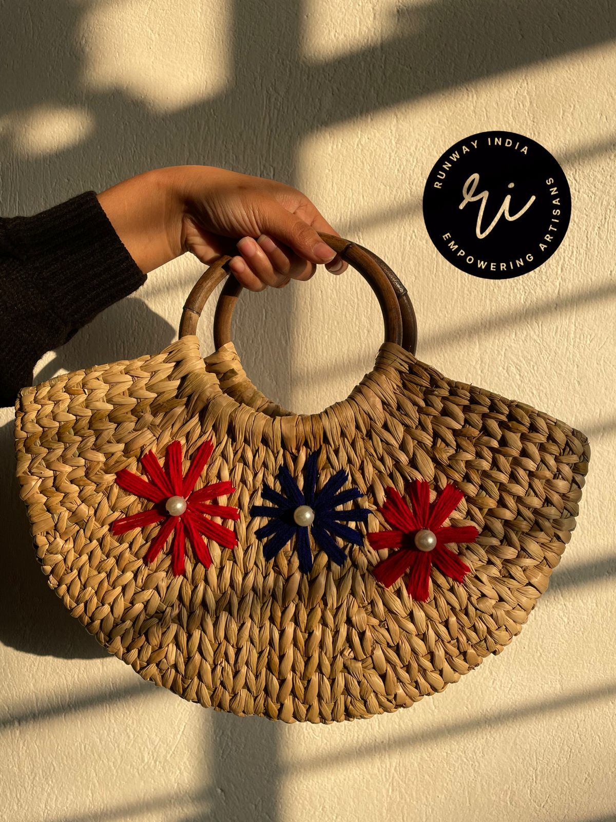 Kouna Embroidered Bag
