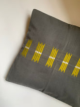 Load image into Gallery viewer, HANDLOOM CUSHION COVER
