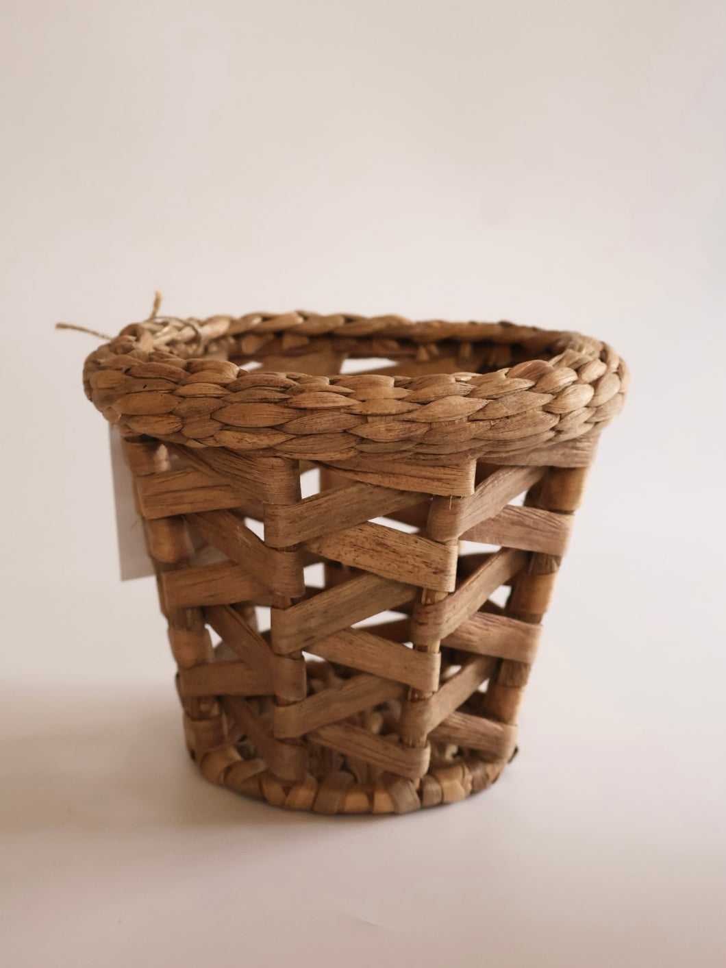 UTILITY BASKET | WATER HYACINTH