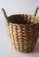 Load image into Gallery viewer, WATER HYACINTH PLANTER
