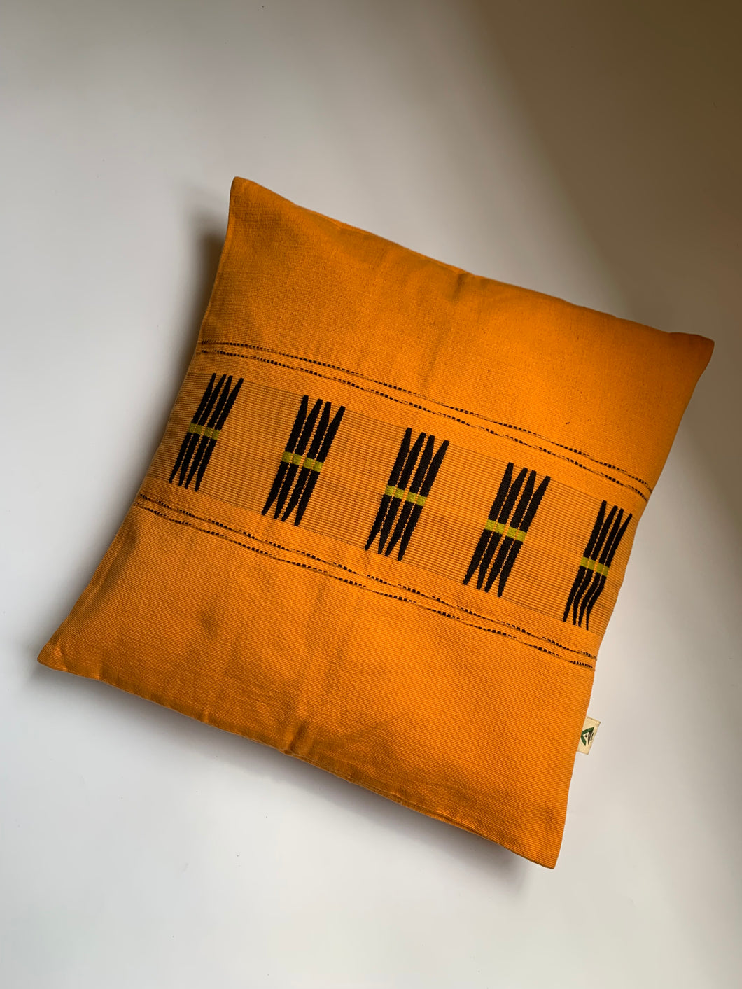 HANDLOOM CUSHION COVER