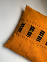 Load image into Gallery viewer, HANDLOOM CUSHION COVER
