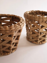 Load image into Gallery viewer, UTILITY BASKET | WATER HYACINTH

