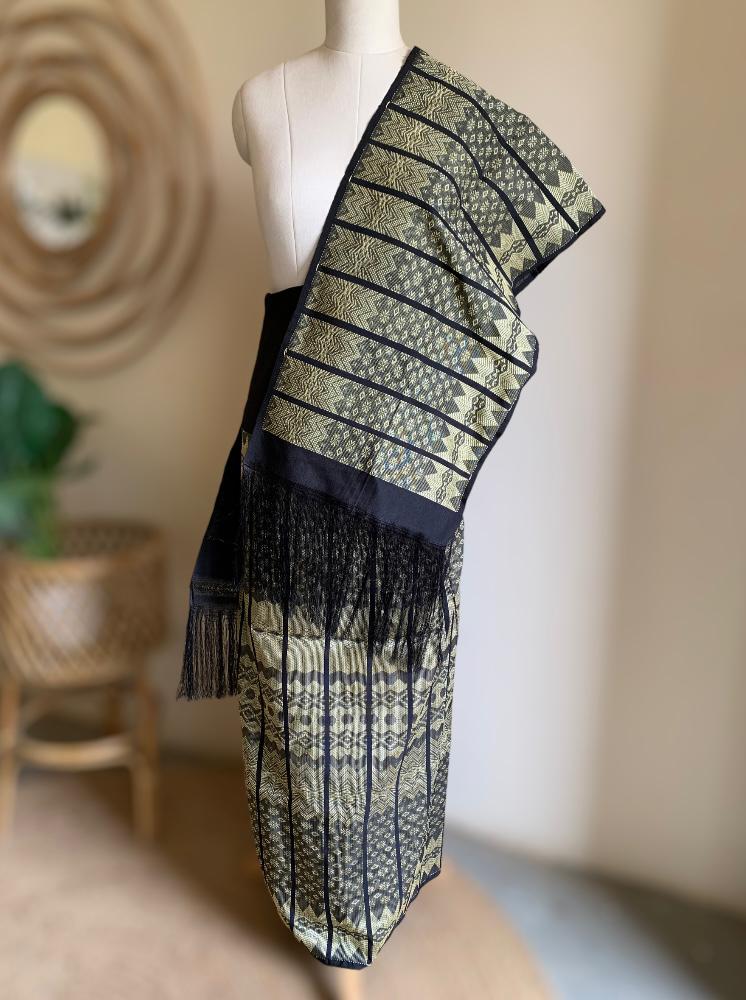 Runway Handloom Mekhala