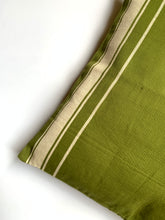 Load image into Gallery viewer, HANDLOOM CUSHION COVER
