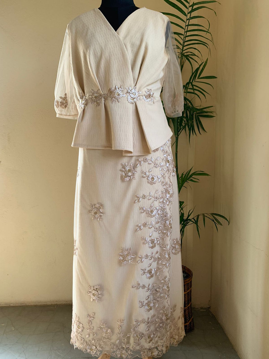DESIGNER MEKHALA + TOP SUIT