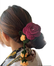 Load image into Gallery viewer, FLOWER HAIR BUN
