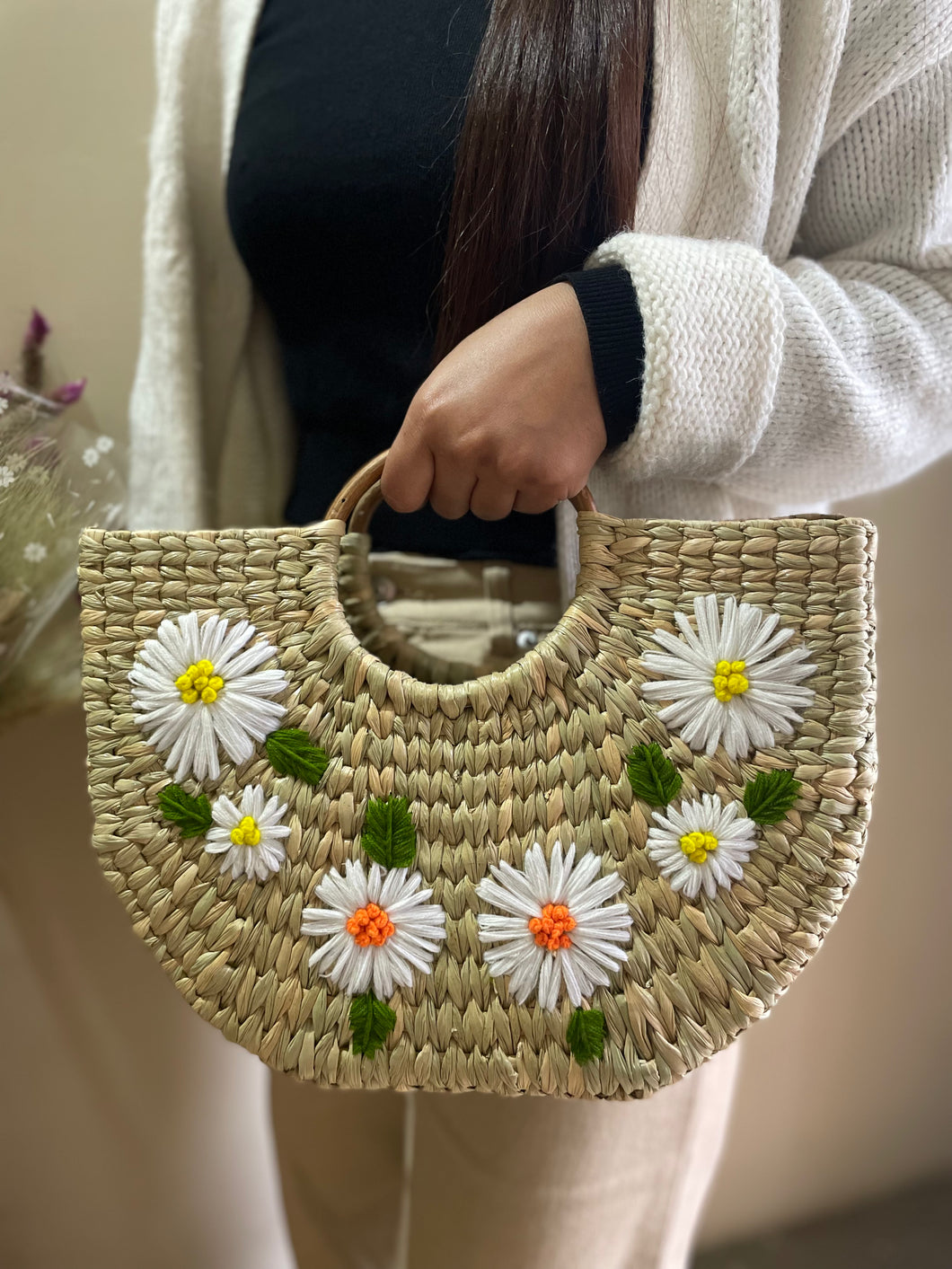 KAUNA EMBROIDERY HAND BAG