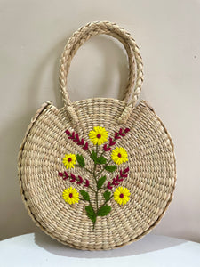 KAUNA EMBROIDERY TOTE BAG