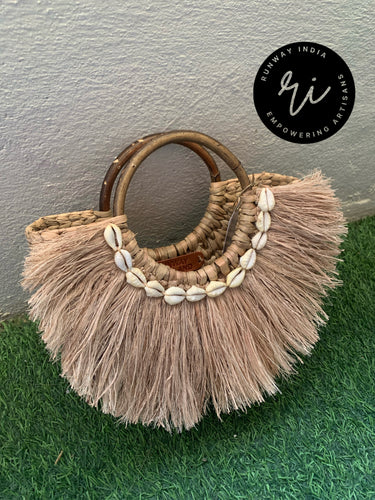 Kauna & Banana fibre Handbag with cowrie shells