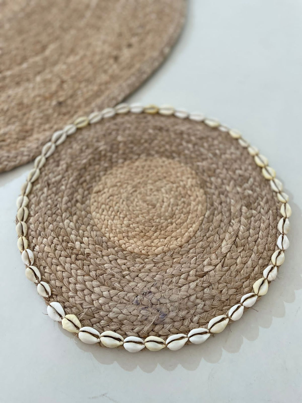 Banana fibre Placemats with shell | Pack of 2