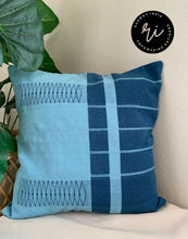 Load image into Gallery viewer, Loinloom cushion cover
