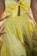 Load image into Gallery viewer, DEND YELLOW DRESS
