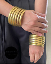 Load image into Gallery viewer, goulu-tribal-bangle-short-length
